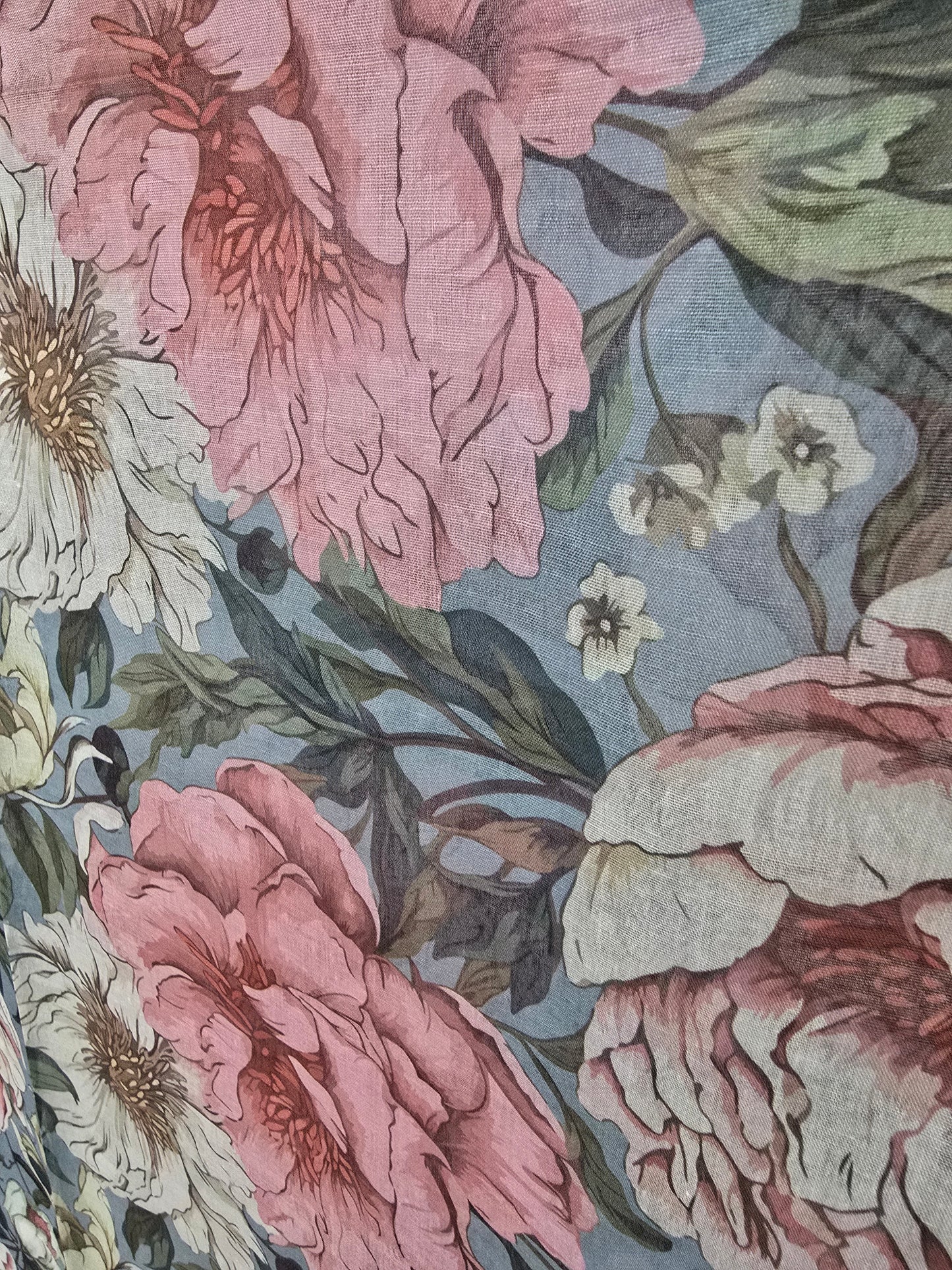Magnolia Garden Scarf