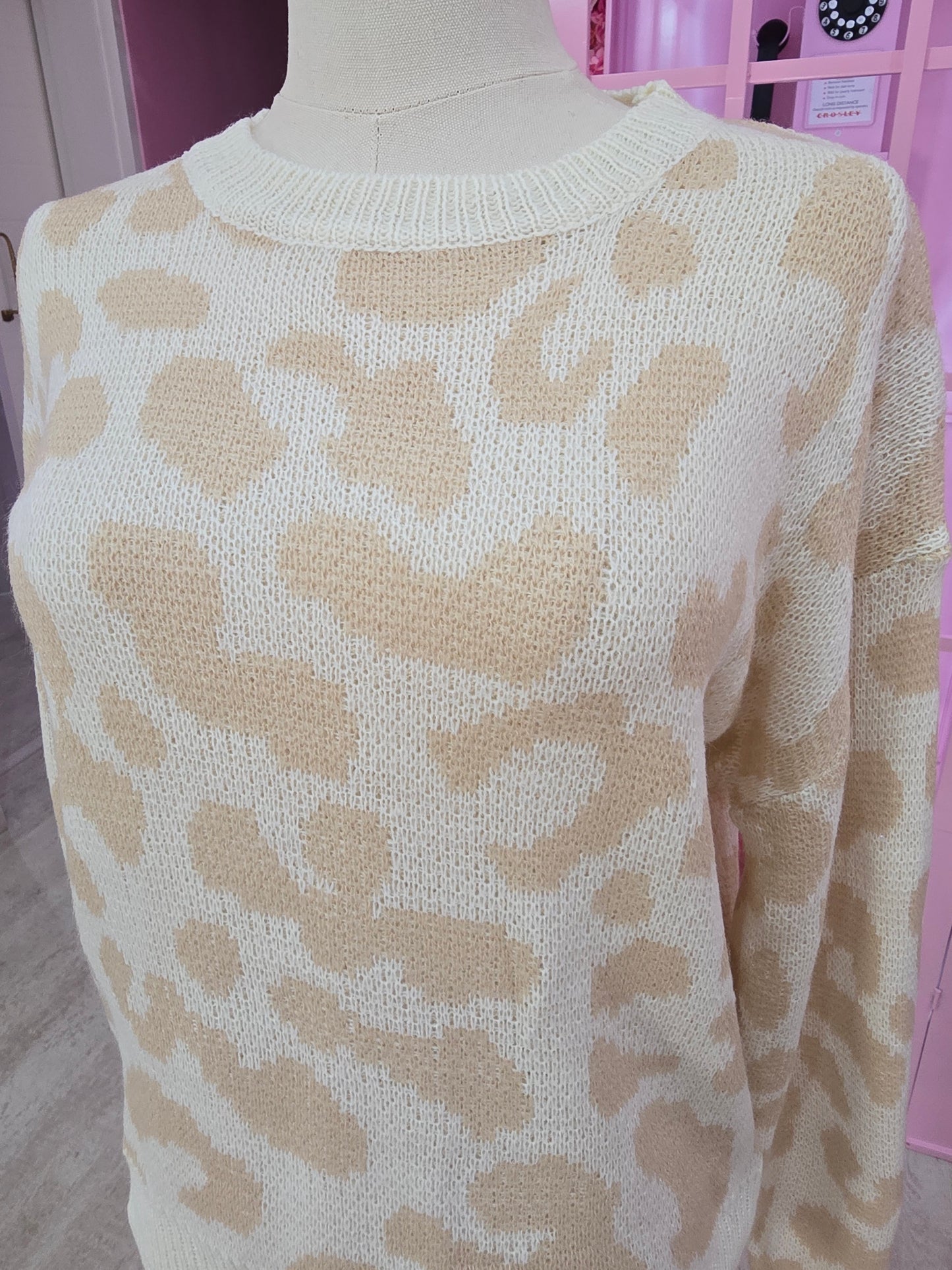 Lightweight Leopard Knit