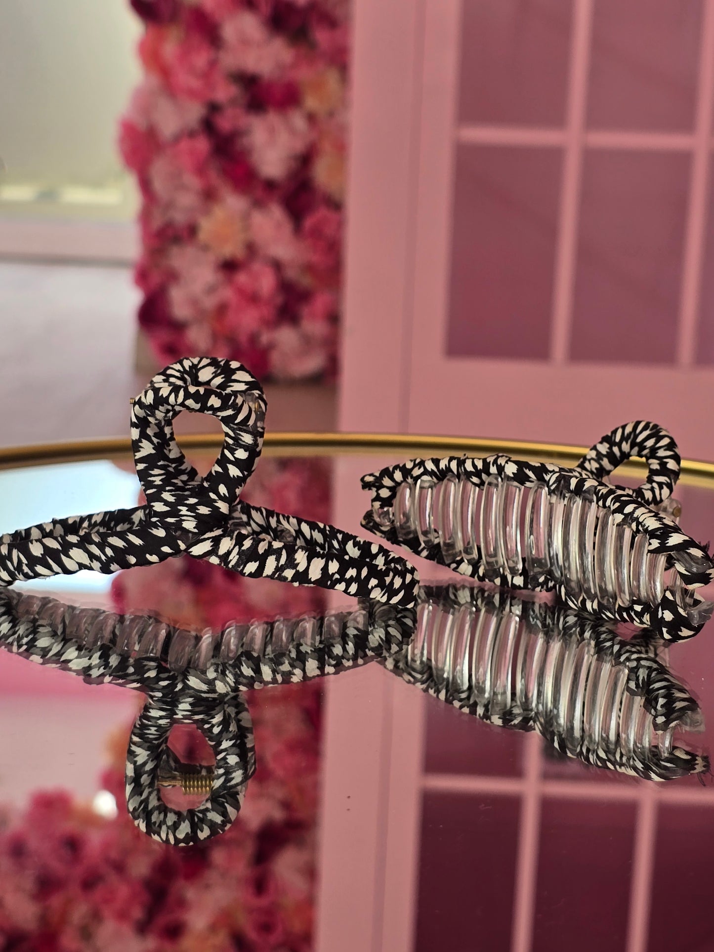 Black and White Dots - Hair Grip