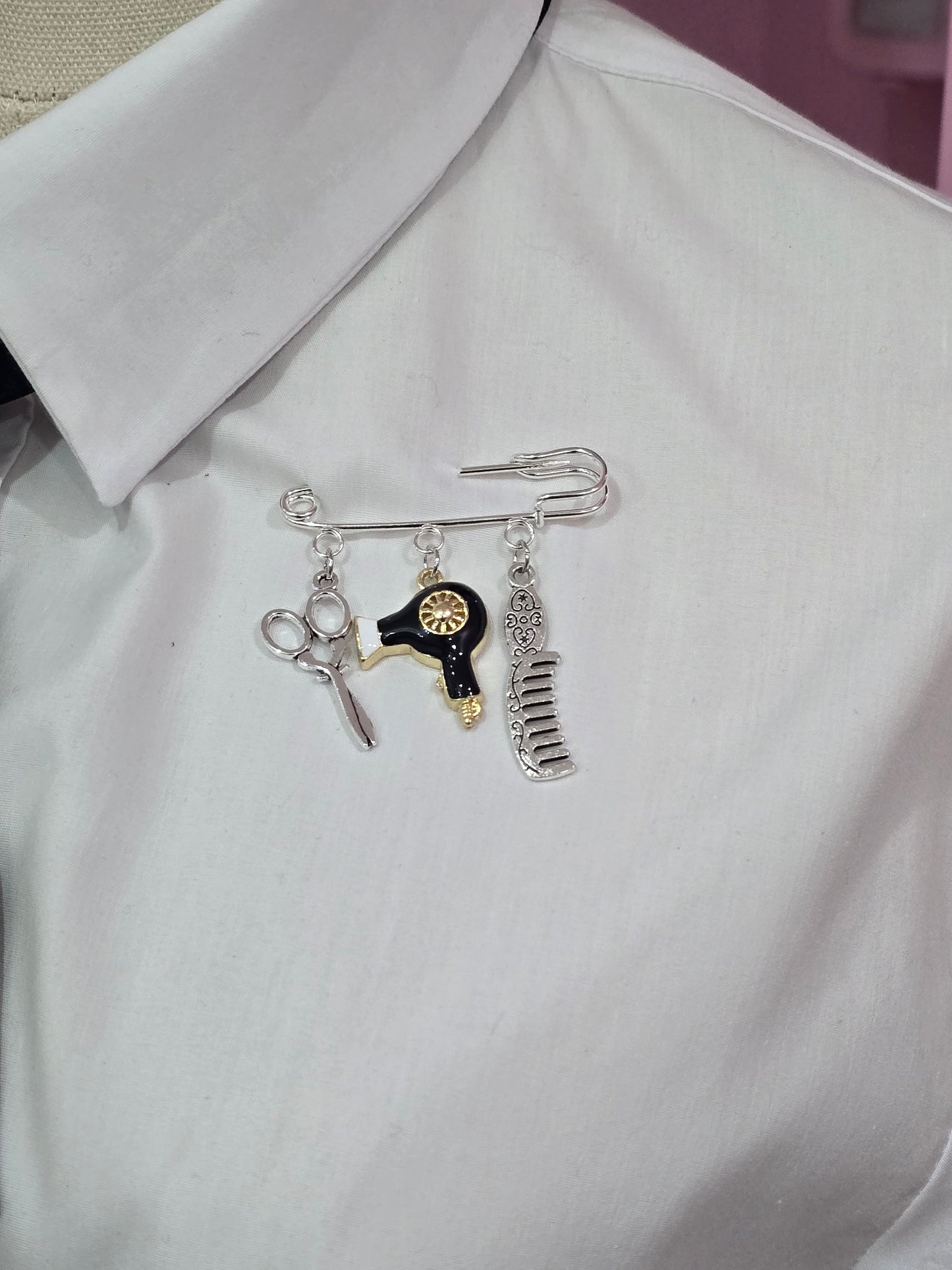 Hairstylist Pin ( Necktie not included.)