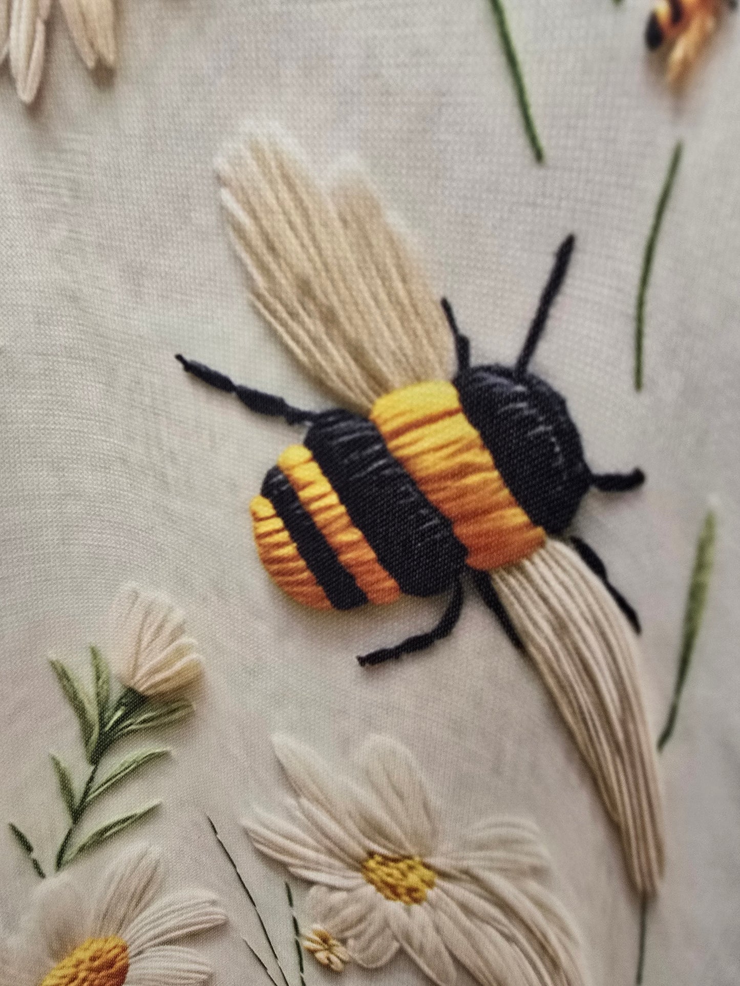 Loose Fit Thermal Top Bees