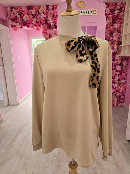 Casual Leopard Print Bow Sweater