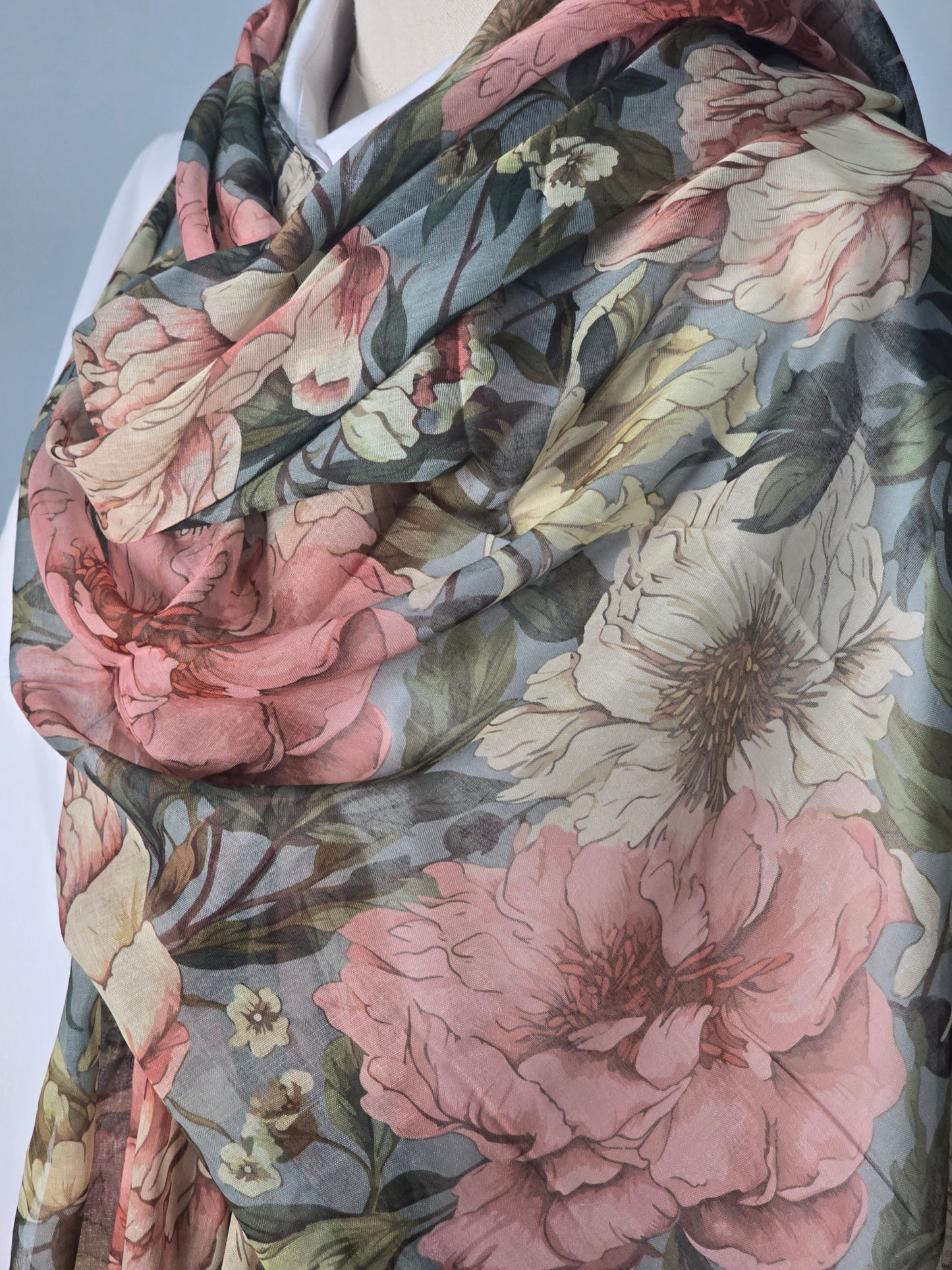 Magnolia Garden Scarf