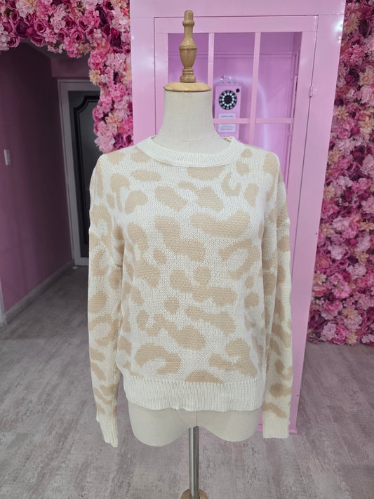 Lightweight Leopard Knit