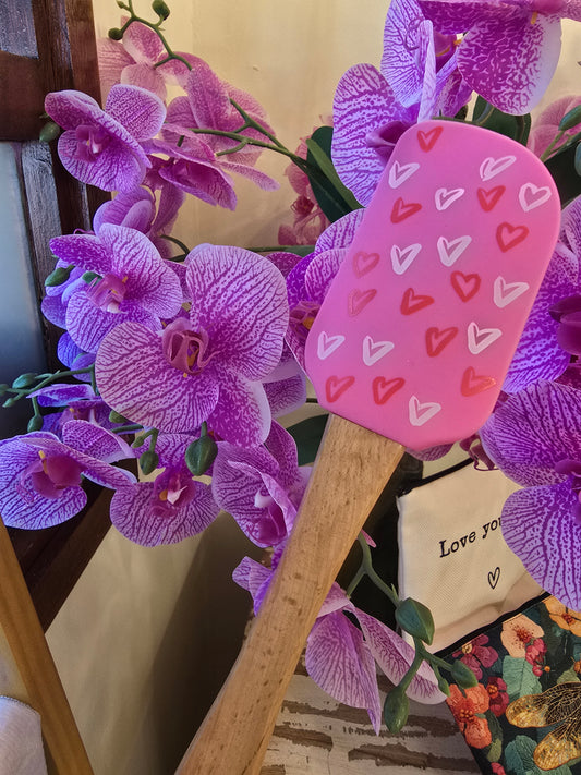 Baking Spatula - Small. Pink,  Red and white hearts