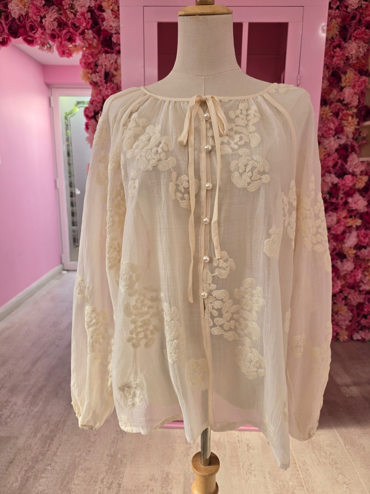 Casual Button-down Cream Lace Blouse
