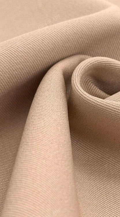 Elegant Pleated Pants in Camel