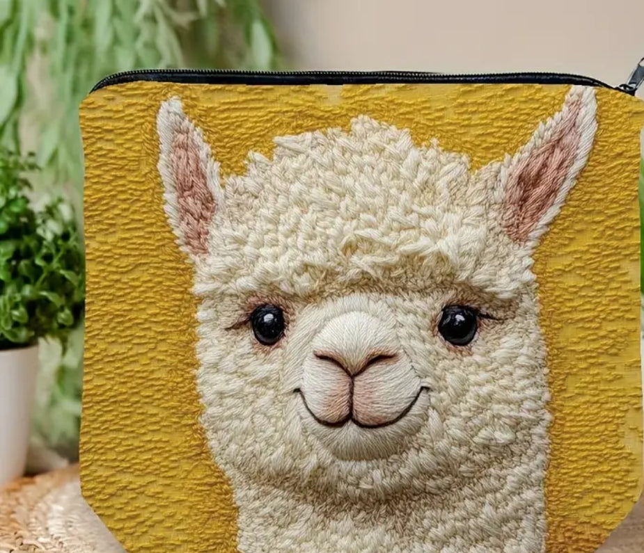 Llama Zipper pouch